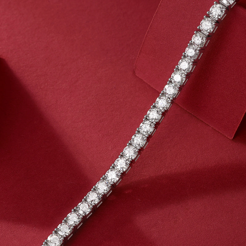 Unique Luxury Fashion Mosan Diamond S925 Silver Bracelet: Color-Silver, 190mm